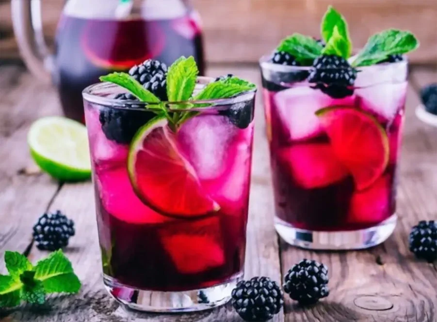 SODA DE MORA